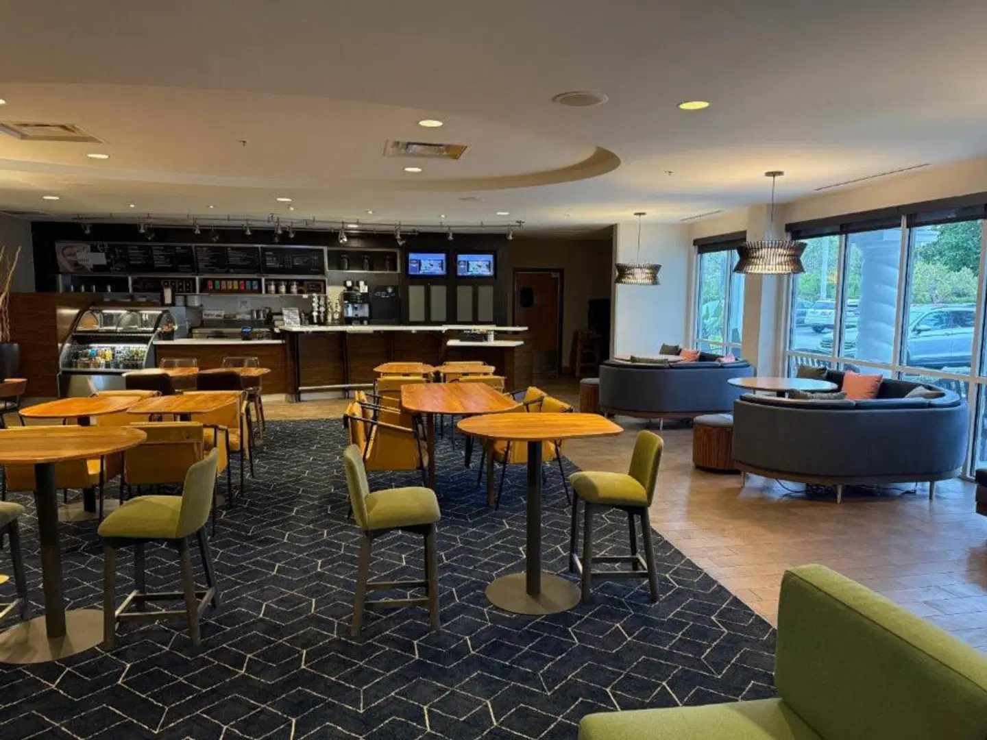 Courtyard by Marriott Fort Myers at I-75 and Gulf Coast Town Center Restaurant