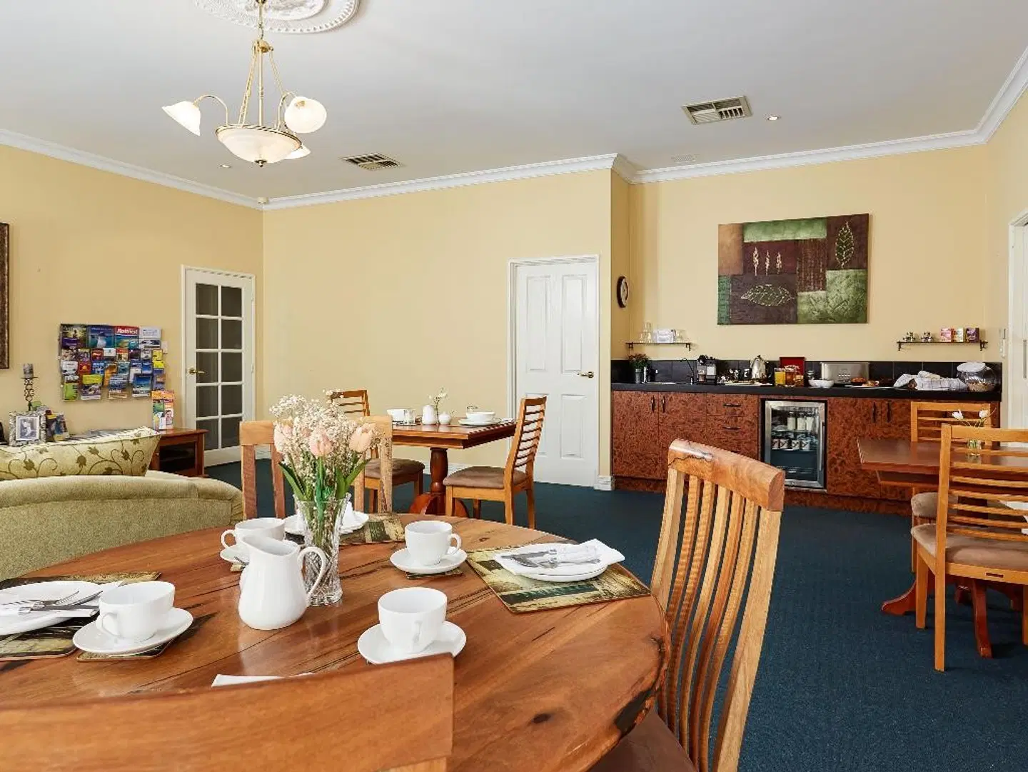 Durham Lodge Bed & Breakfast Restaurant