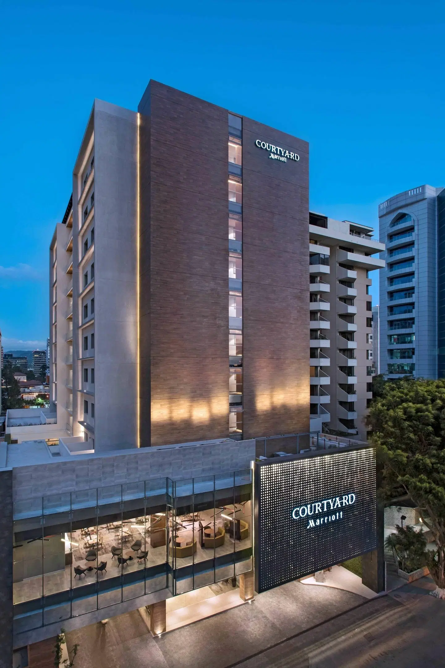 Courtyard by Marriott Guatemala City EXTERIOR