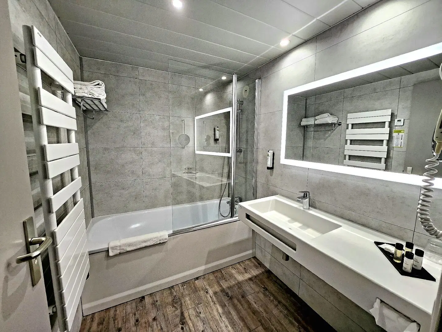 Domaine de la Forêt d'Orient Badezimmer