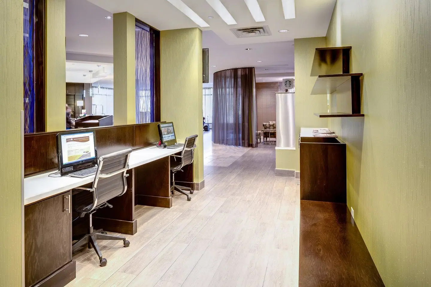 Holiday Inn Sudbury by IHG LOUNGE_LOBBY