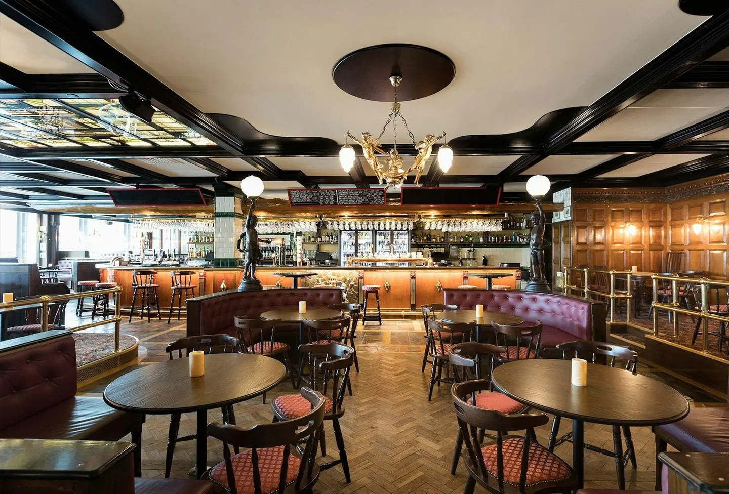 ELITE HOTEL ACADEMIA Bar