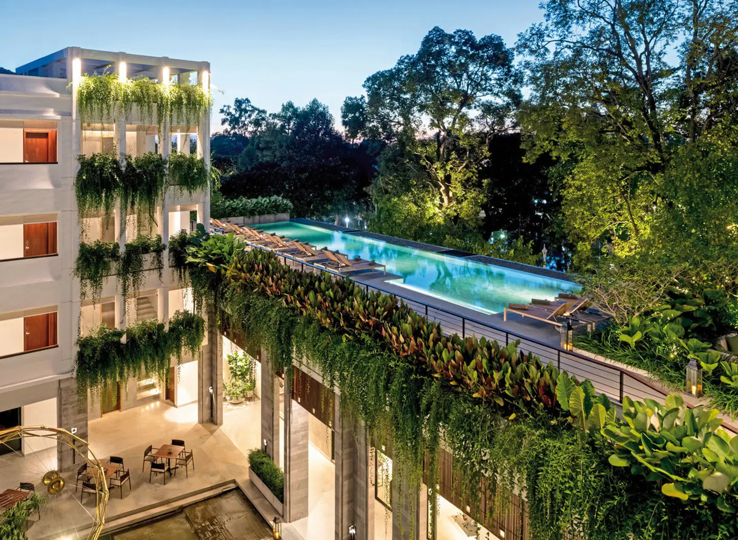 Treeline Urban Resort EXTERIOR