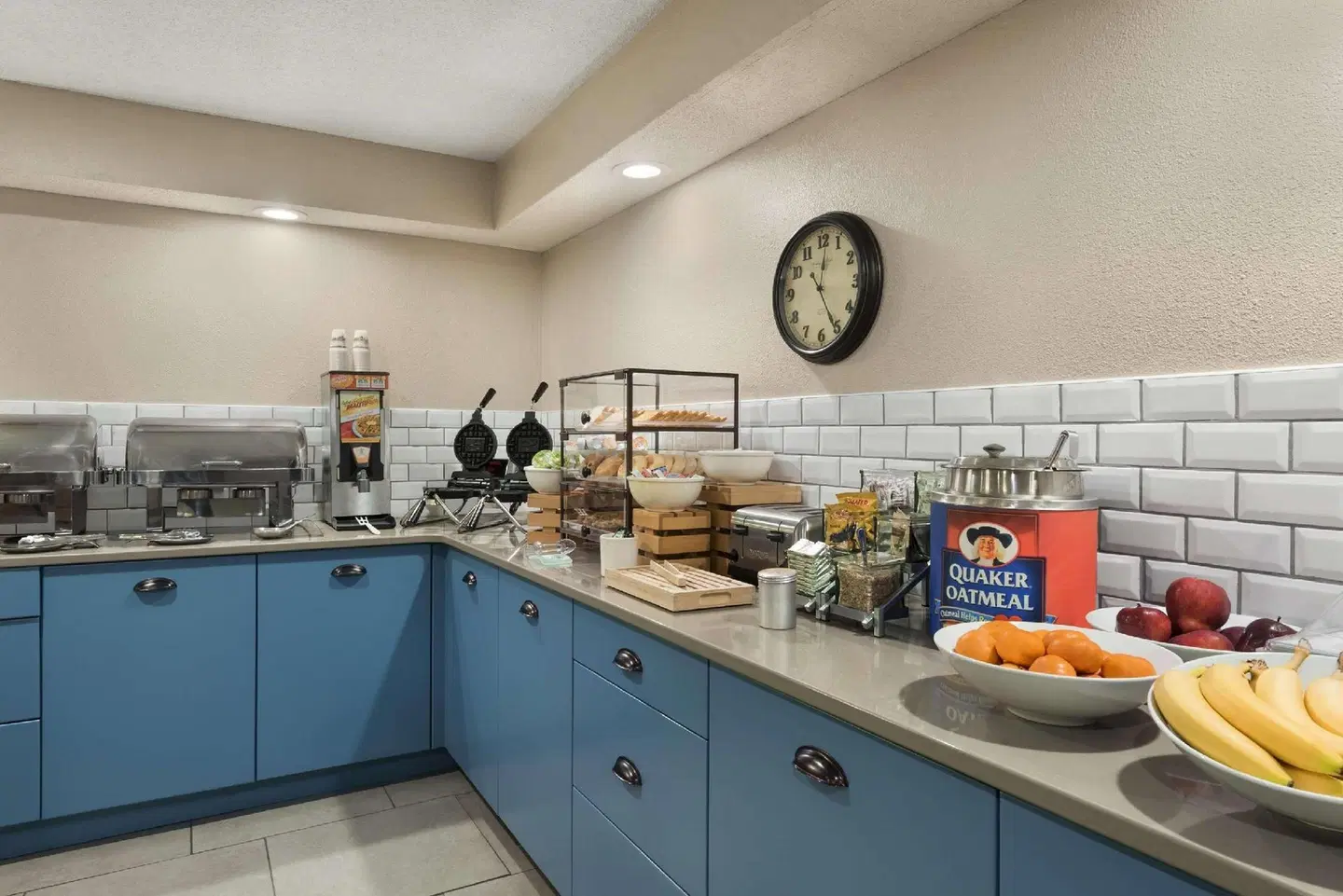 Country Inn & Suites by Radisson, Ankeny, IA Restaurant