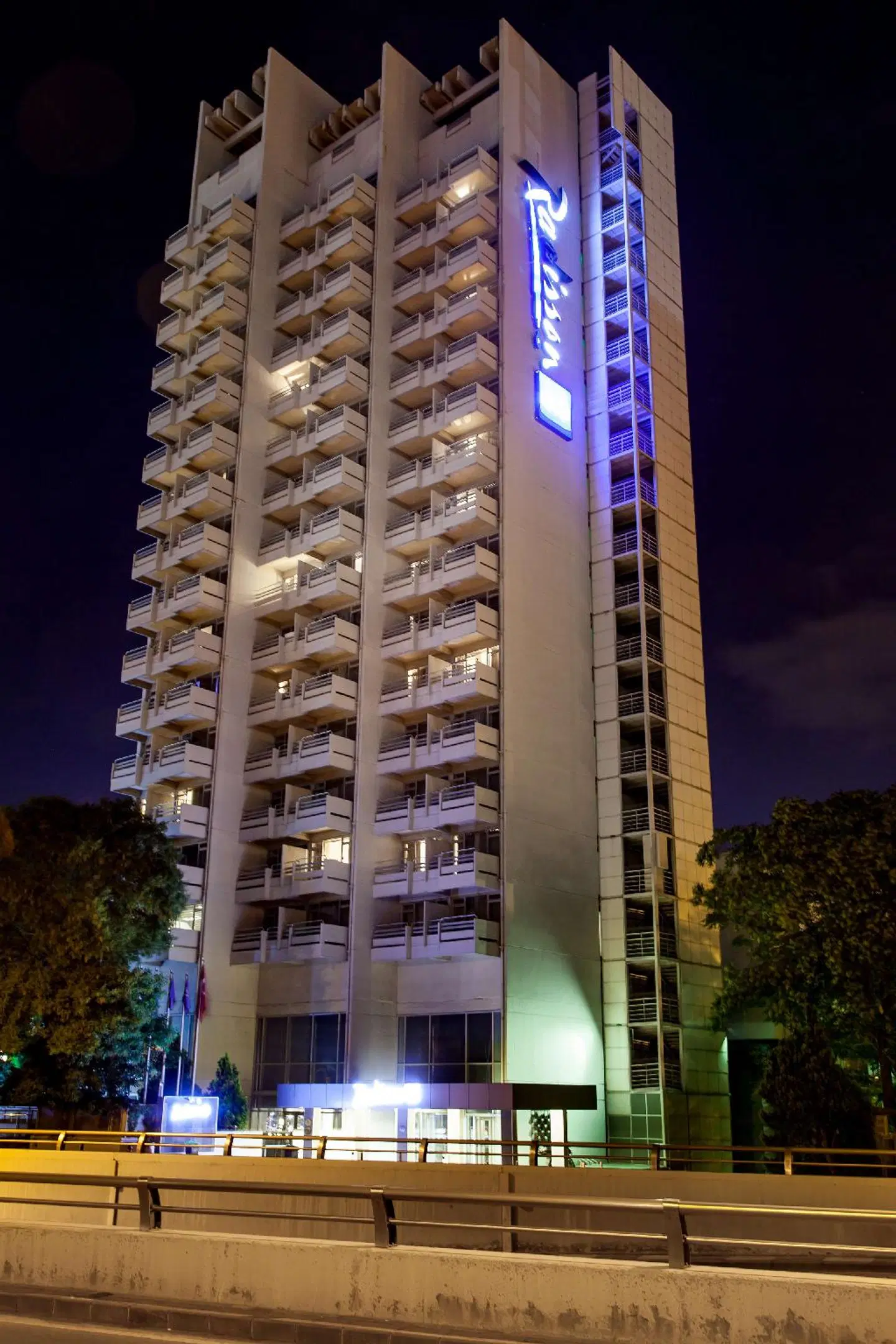 Radisson Blu Ankara EXTERIOR