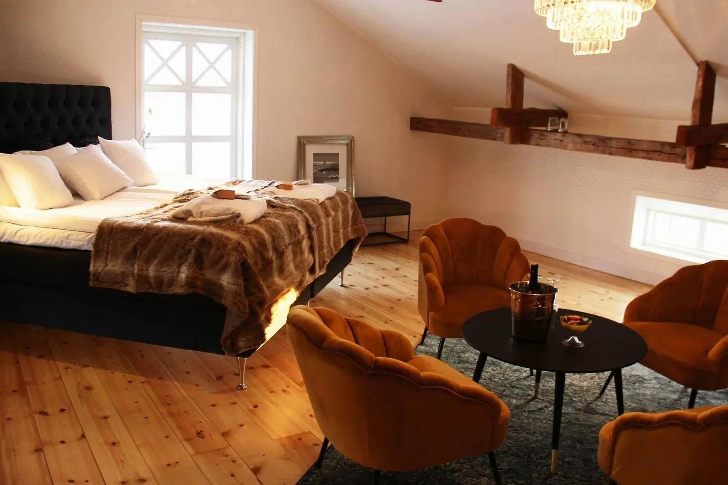 Cape East ROOM_EXAMPLE