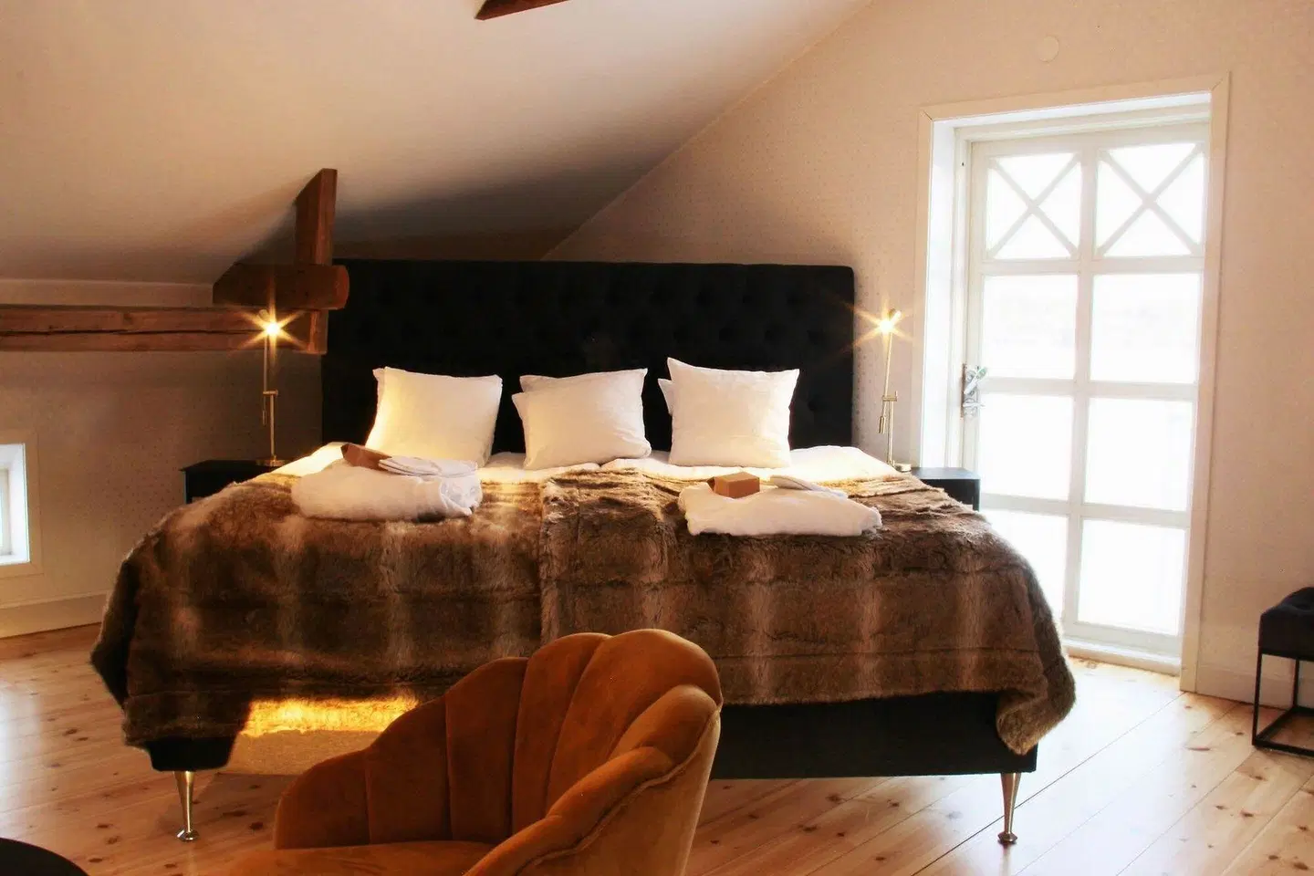 Cape East ROOM_EXAMPLE