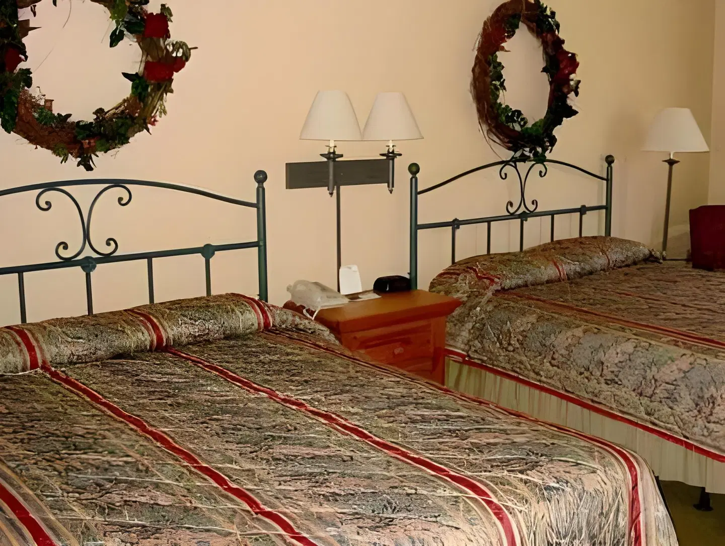 Country Inn & Suites by Radisson, Green Bay, WI ROOM_EXAMPLE