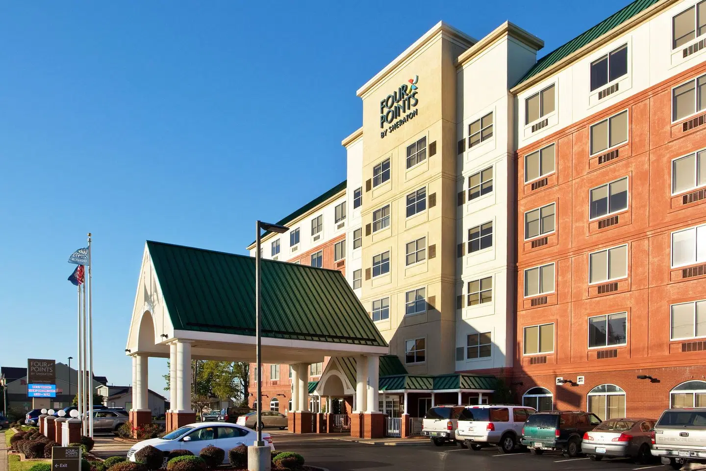 Four Points by Sheraton Louisville Airport EXTERIOR