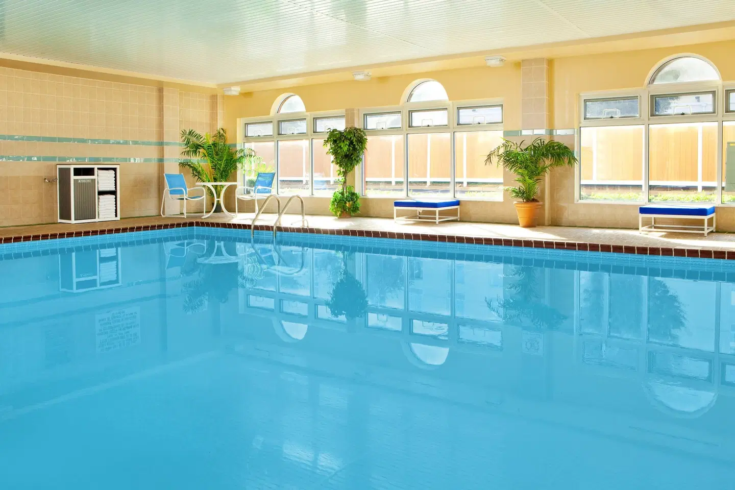 Four Points by Sheraton Louisville Airport Hallenbad
