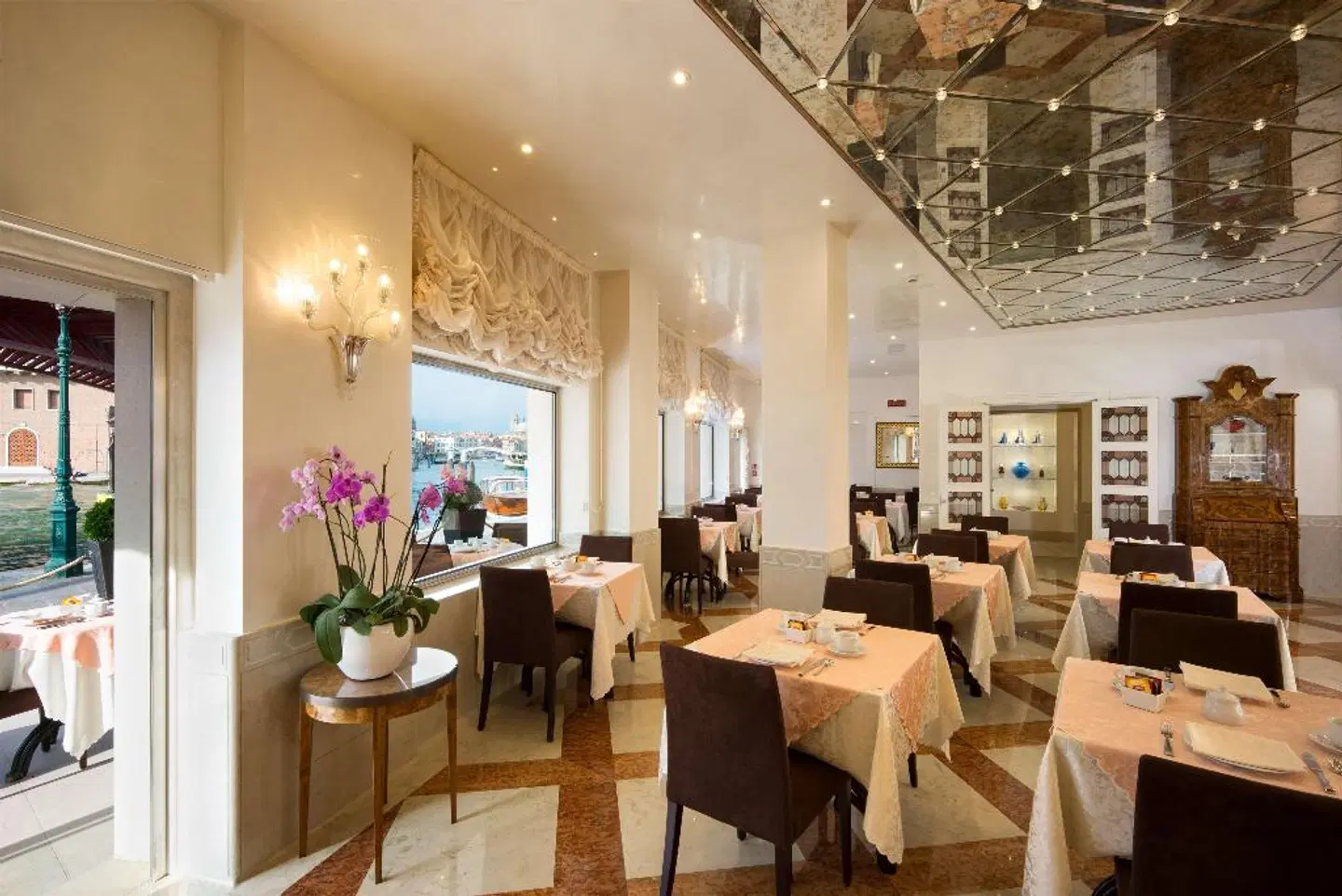 Santa Chiara Hotel Restaurant