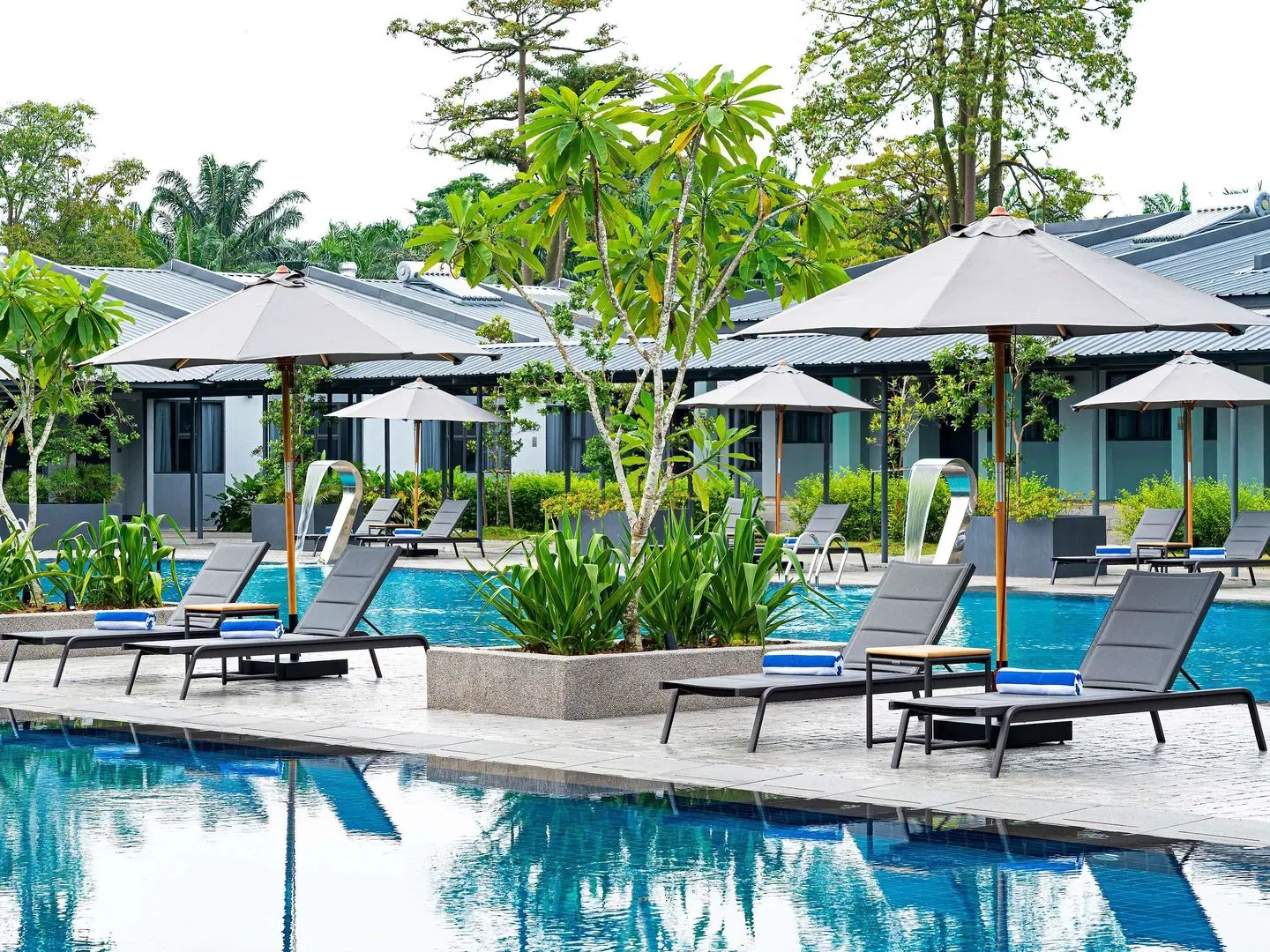 ibis Styles Sepang Klia OUTDOOR_POOL