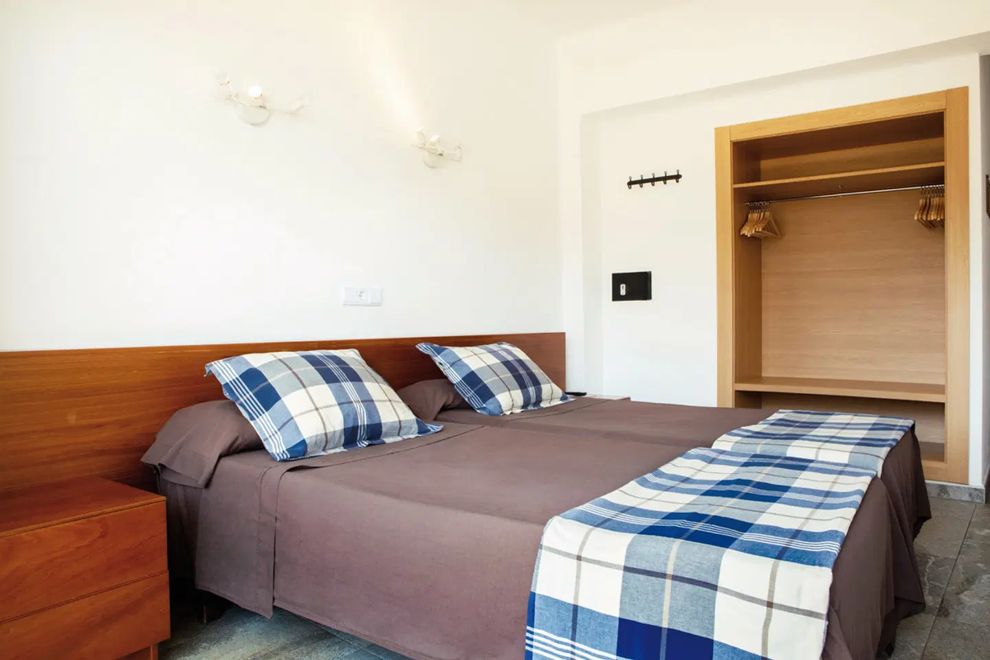 Villa Cati Hostal ROOM_EXAMPLE