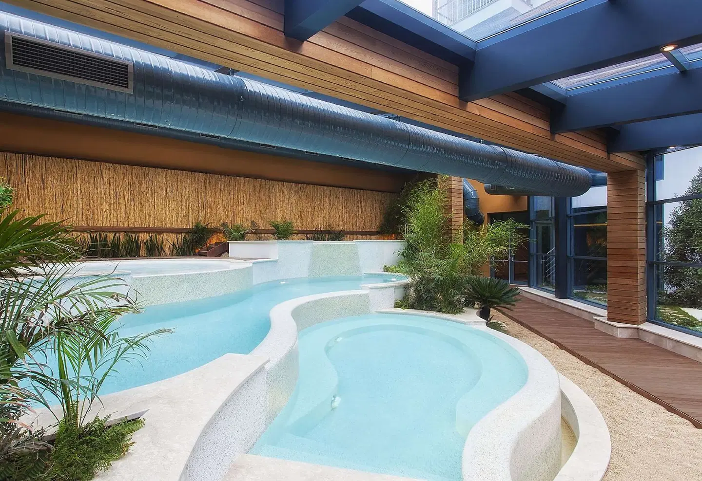 Radisson Blu Hotel & Spa, Istanbul Tuzla Hallenbad