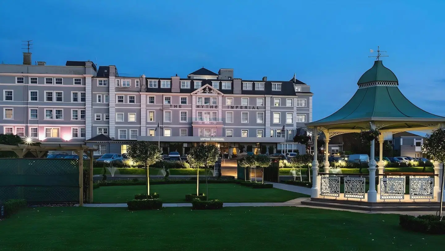 Hythe Imperial Hotel EXTERIOR