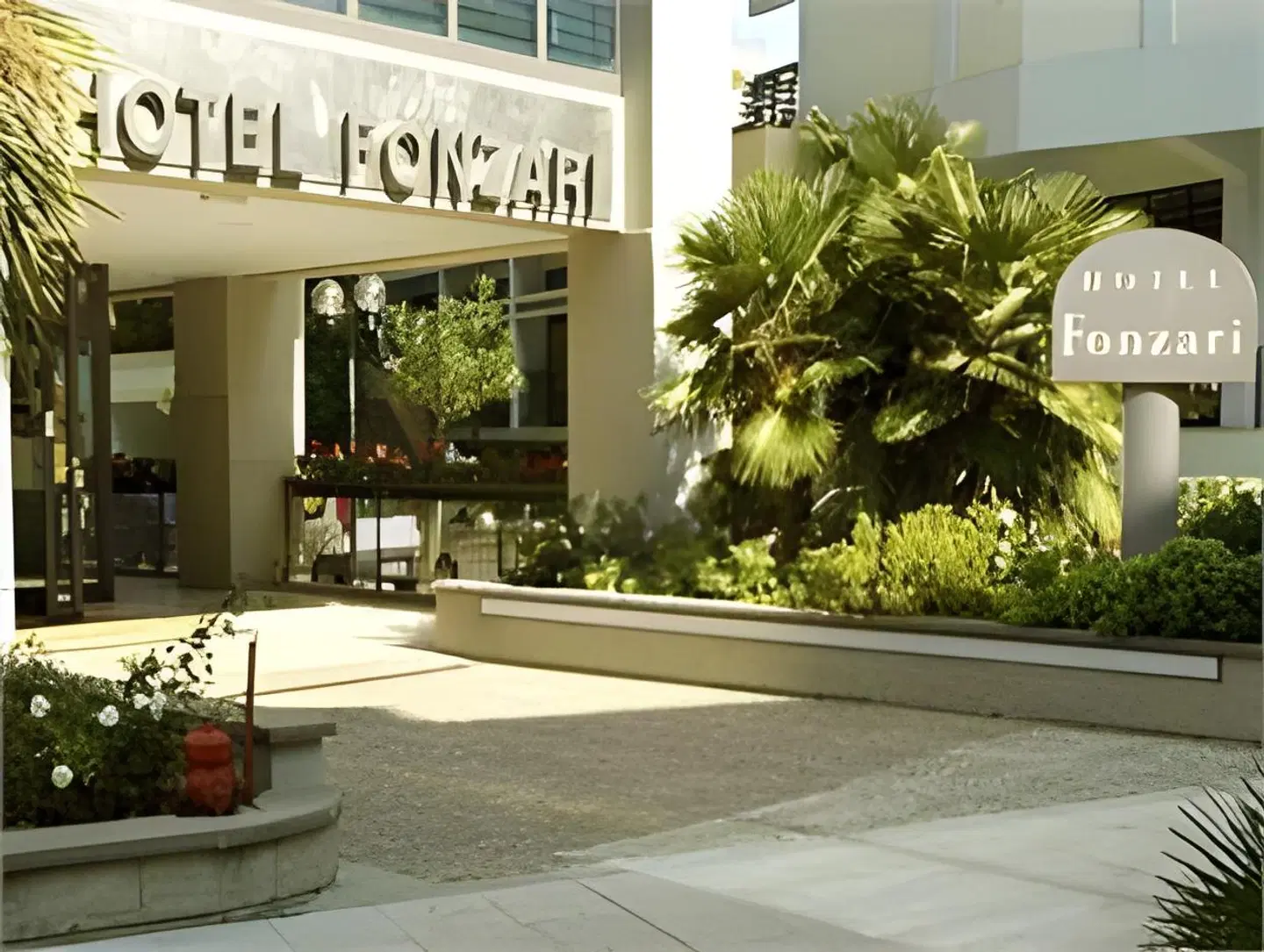 Fonzari EXTERIOR
