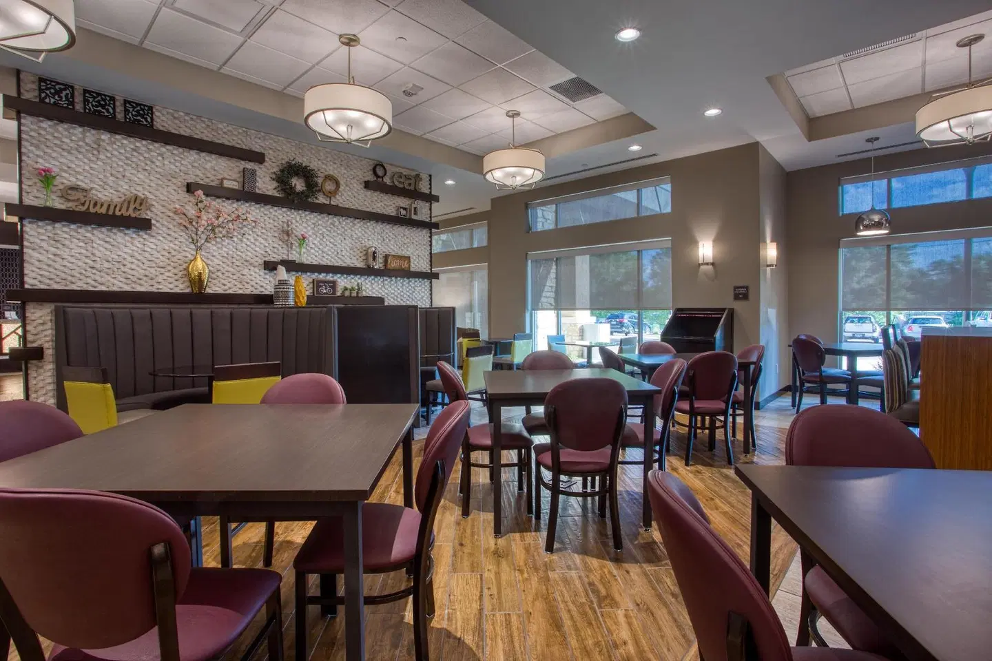 Drury Inn & Suites Huntsville at the Space & Rocket Center Bar
