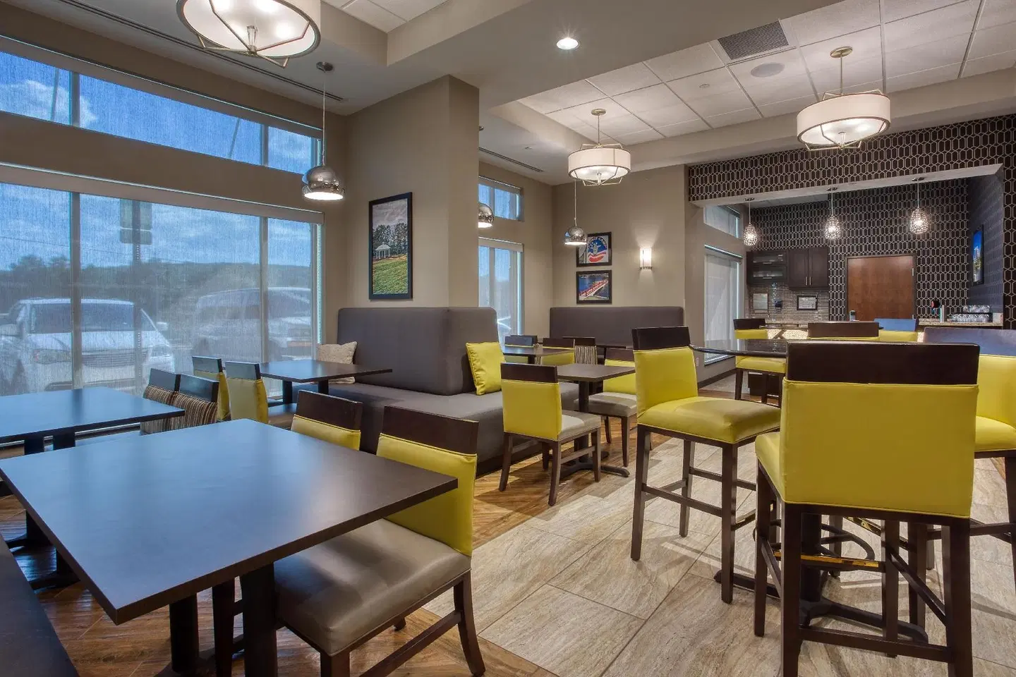 Drury Inn & Suites Huntsville at the Space & Rocket Center LOUNGE_LOBBY