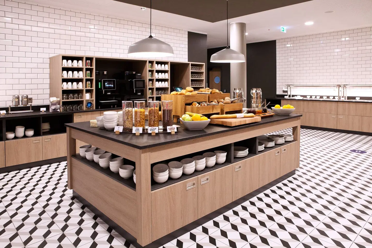 Holiday Inn Express & Suites Basel - Allschwil by IHG Restaurant