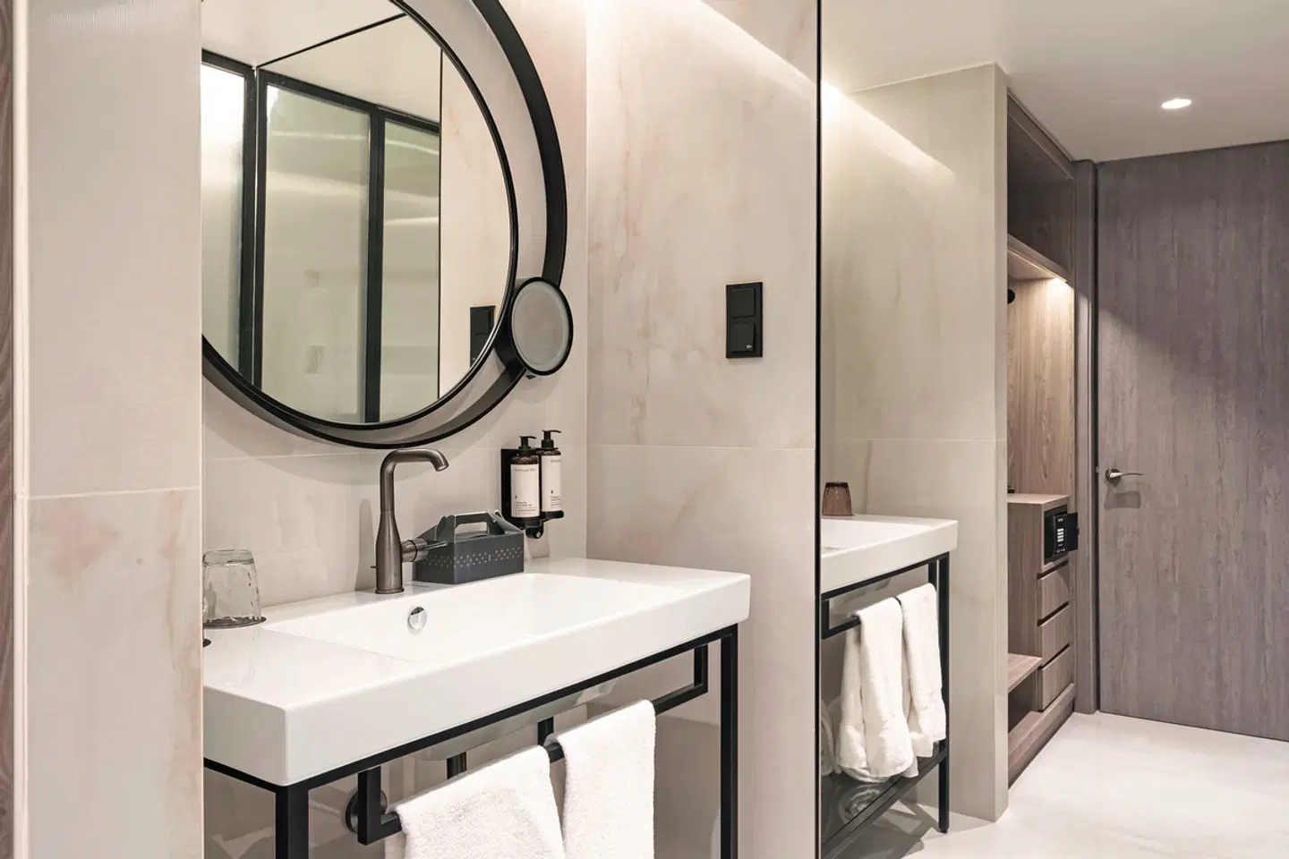 Luster Hotel Badezimmer