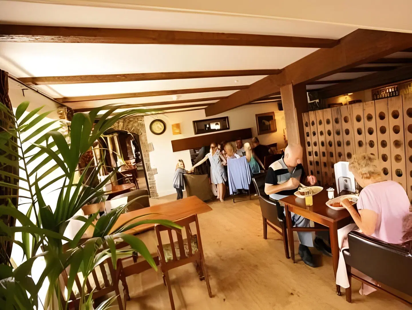 Rose And Crown Restaurant