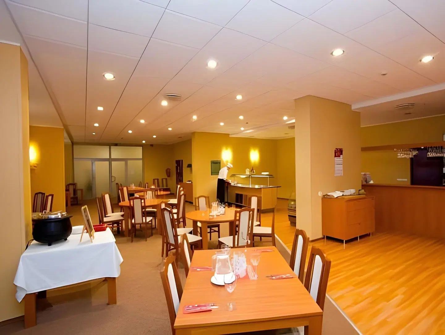 Mardi Hostel Restaurant