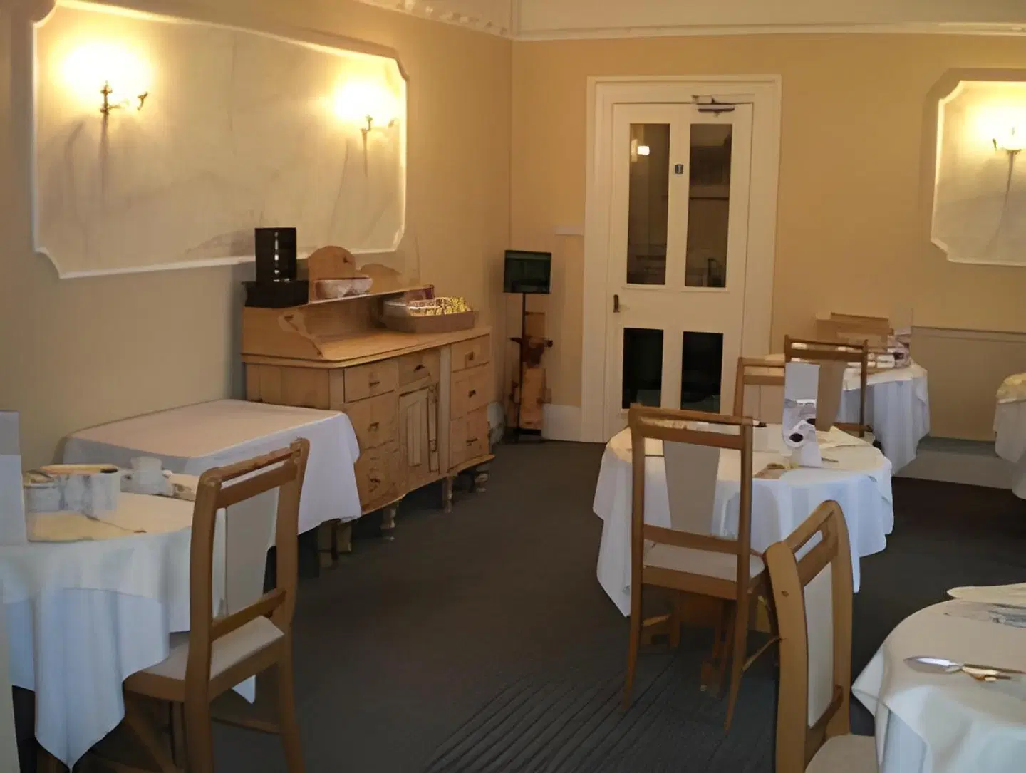 Lynton House ROOM_EXAMPLE