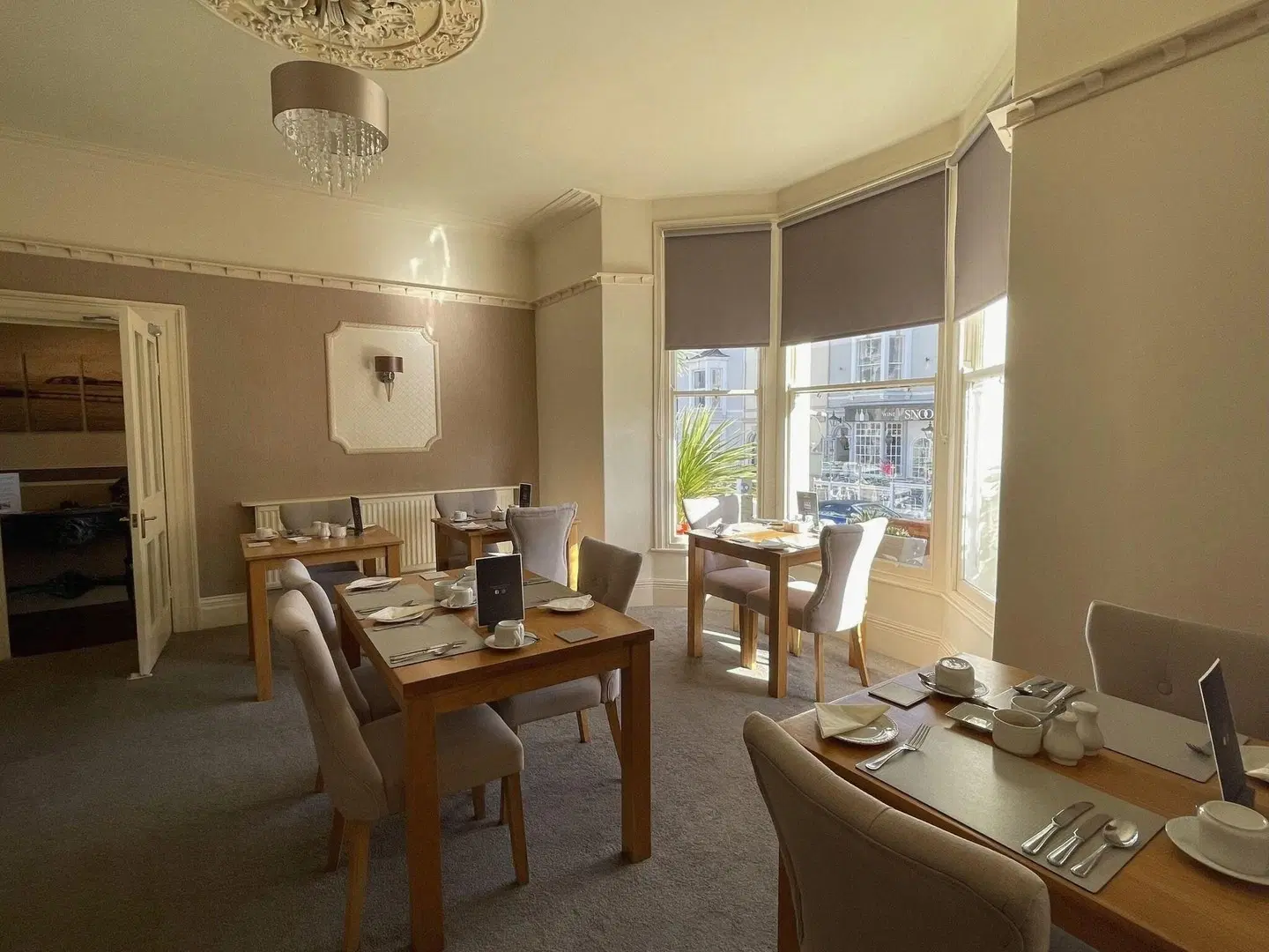 Lynton House Restaurant