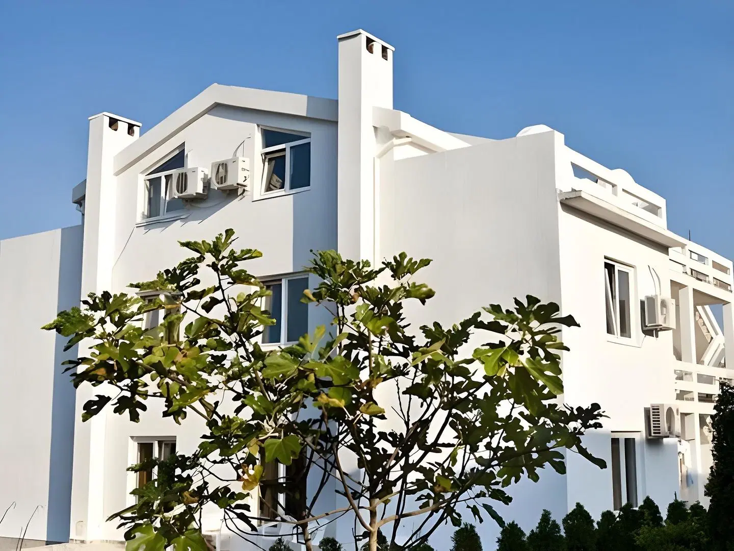 Maki Apartments EXTERIOR