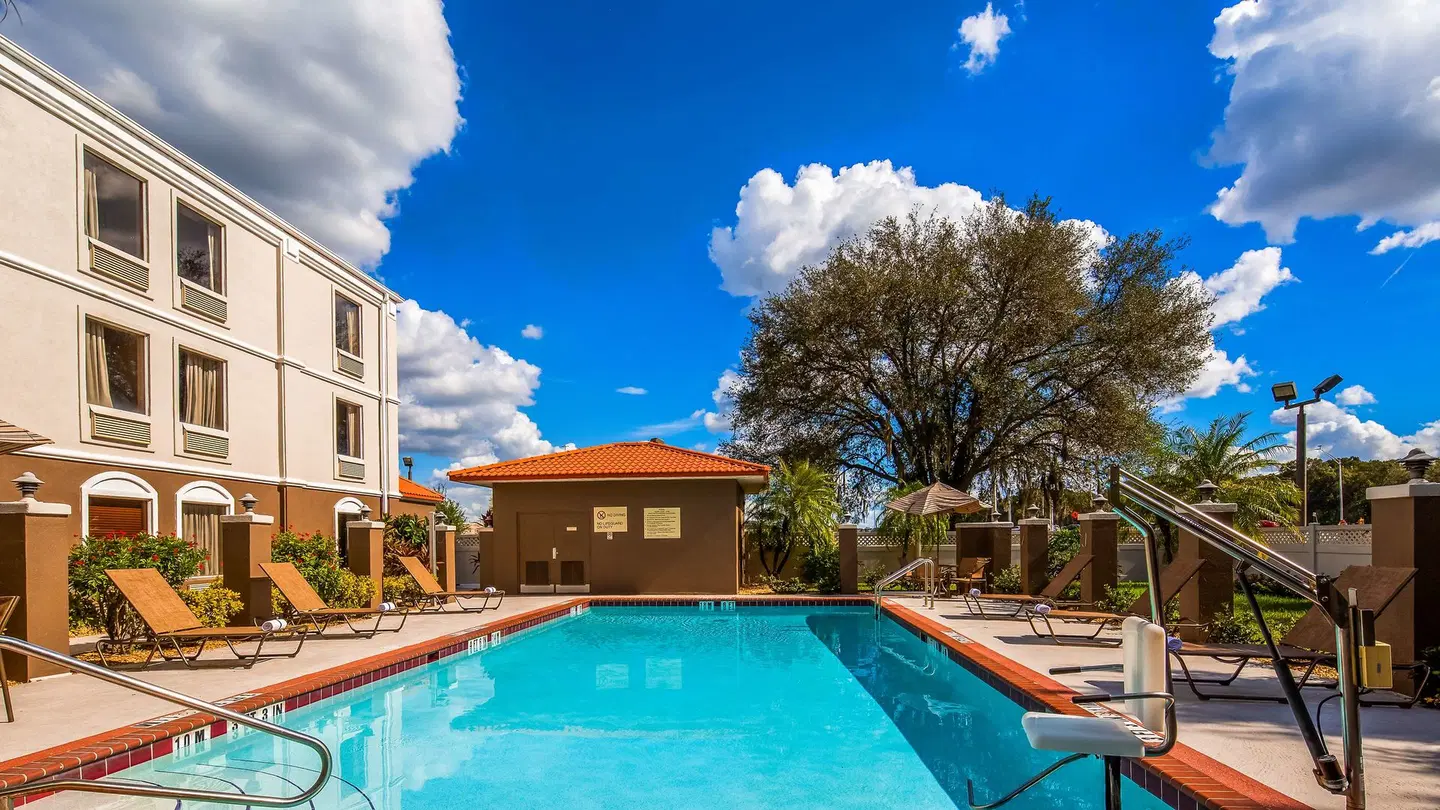 Comfort Inn & Suites Bradenton North I-75 OUTDOOR_POOL