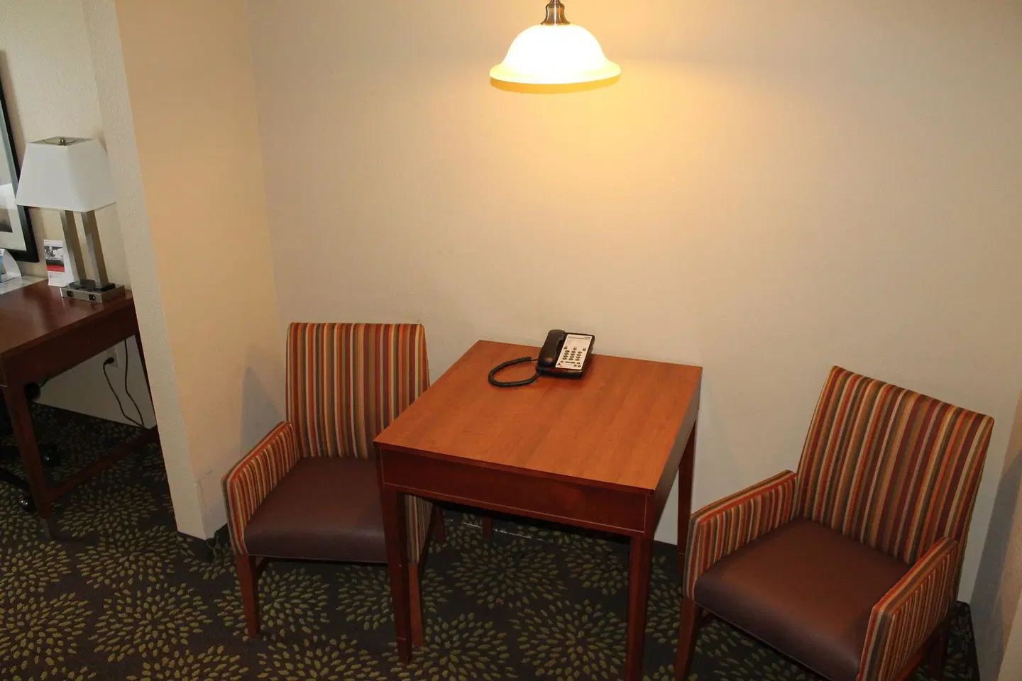 Holiday Inn Express & Suites Starkville by IHG ROOM_EXAMPLE