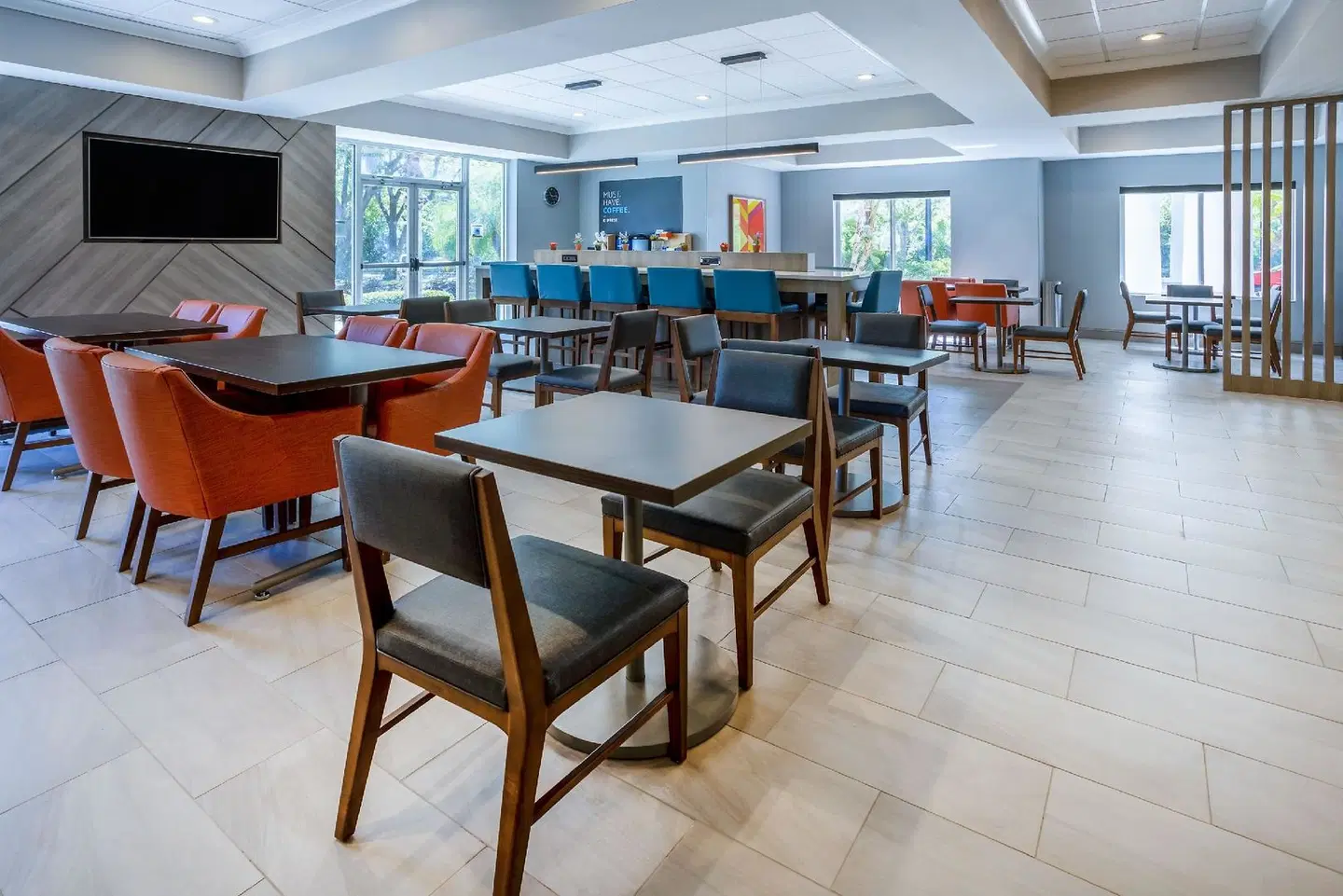 Holiday Inn Express & Suites Tampa - I-75 @ Bruce B. Downs by IHG Restaurant