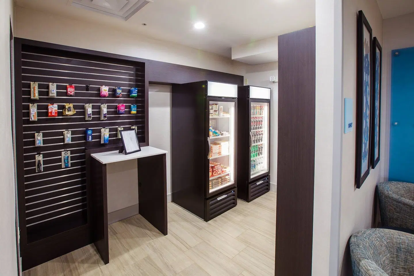 Holiday Inn Express & Suites Harriman by IHG LOUNGE_LOBBY
