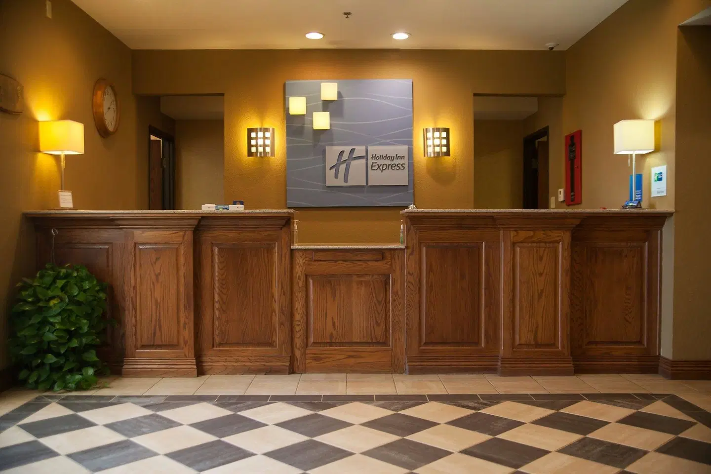 Holiday Inn Express Mountain Home LOUNGE_LOBBY