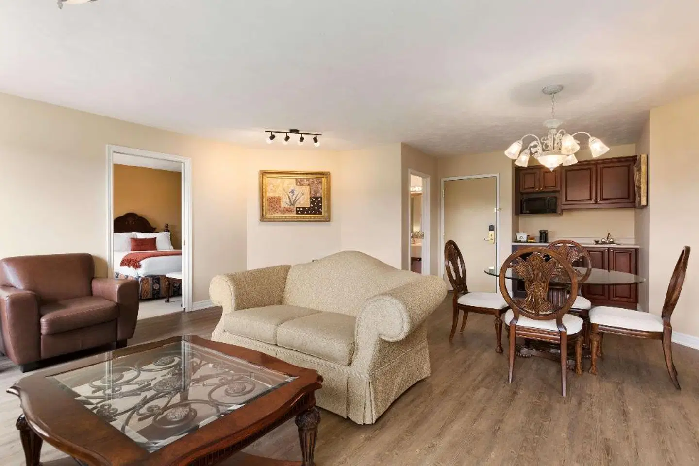 Days Inn & Suites by Wyndham Moncton ROOM_EXAMPLE