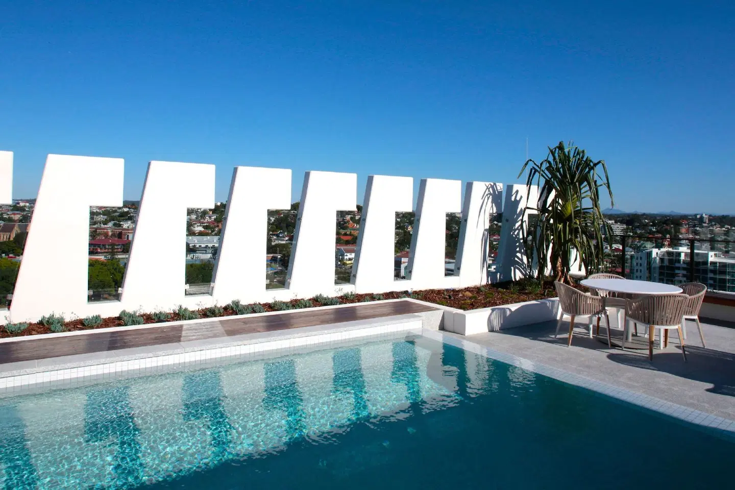 Opera Apartments South Brisbane OUTDOOR_POOL