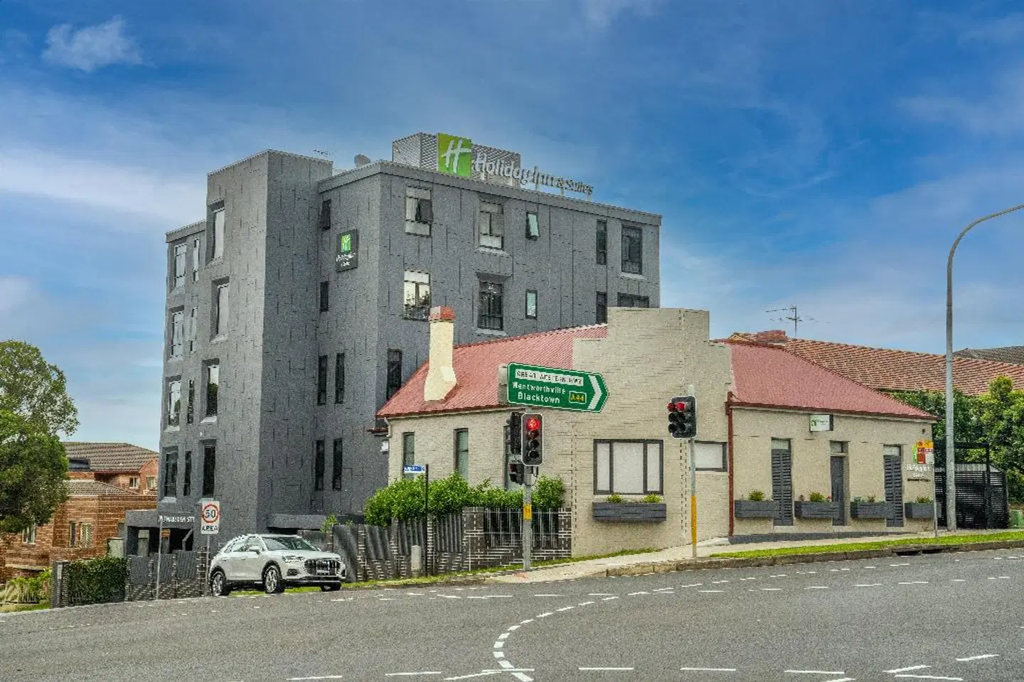 Gladius Hotel & Suites - Parramatta EXTERIOR