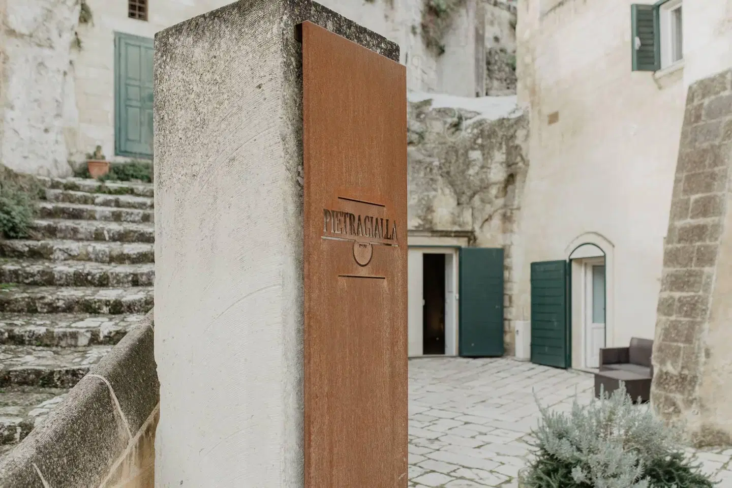 Pietragialla EXTERIOR
