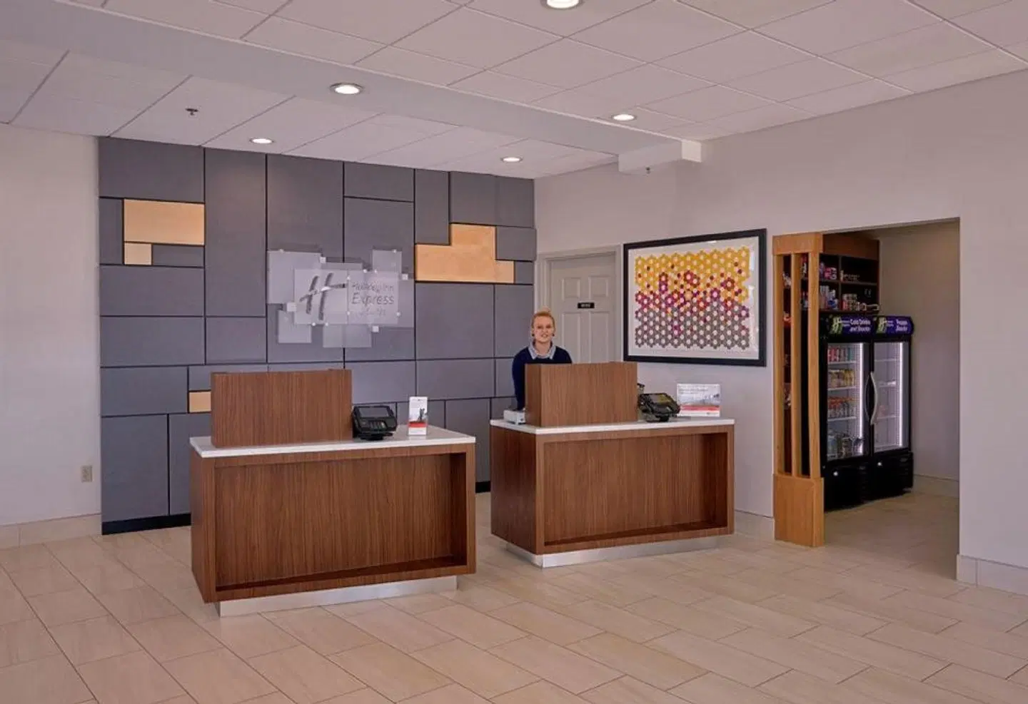 Holiday Inn Express & Suites Pigeon Forge - Sevierville by IHG LOUNGE_LOBBY
