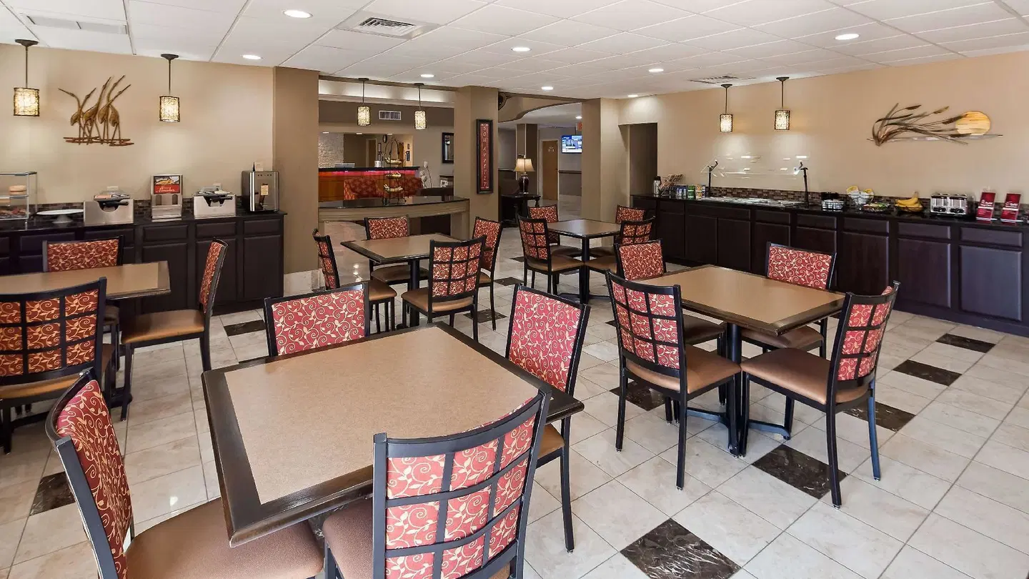 Best Western Plus Ambassador Suites Venice Restaurant