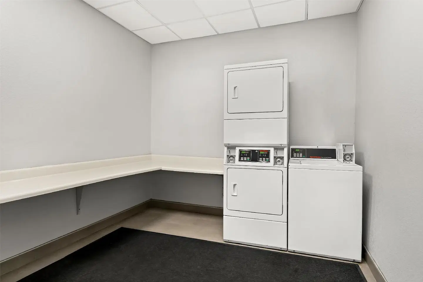 Spark by Hilton Panama City Beach ROOM_EXAMPLE