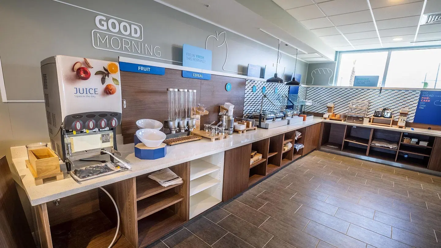 Holiday Inn Express & Suites Panama City Beach - Beachfront by IHG Restaurant