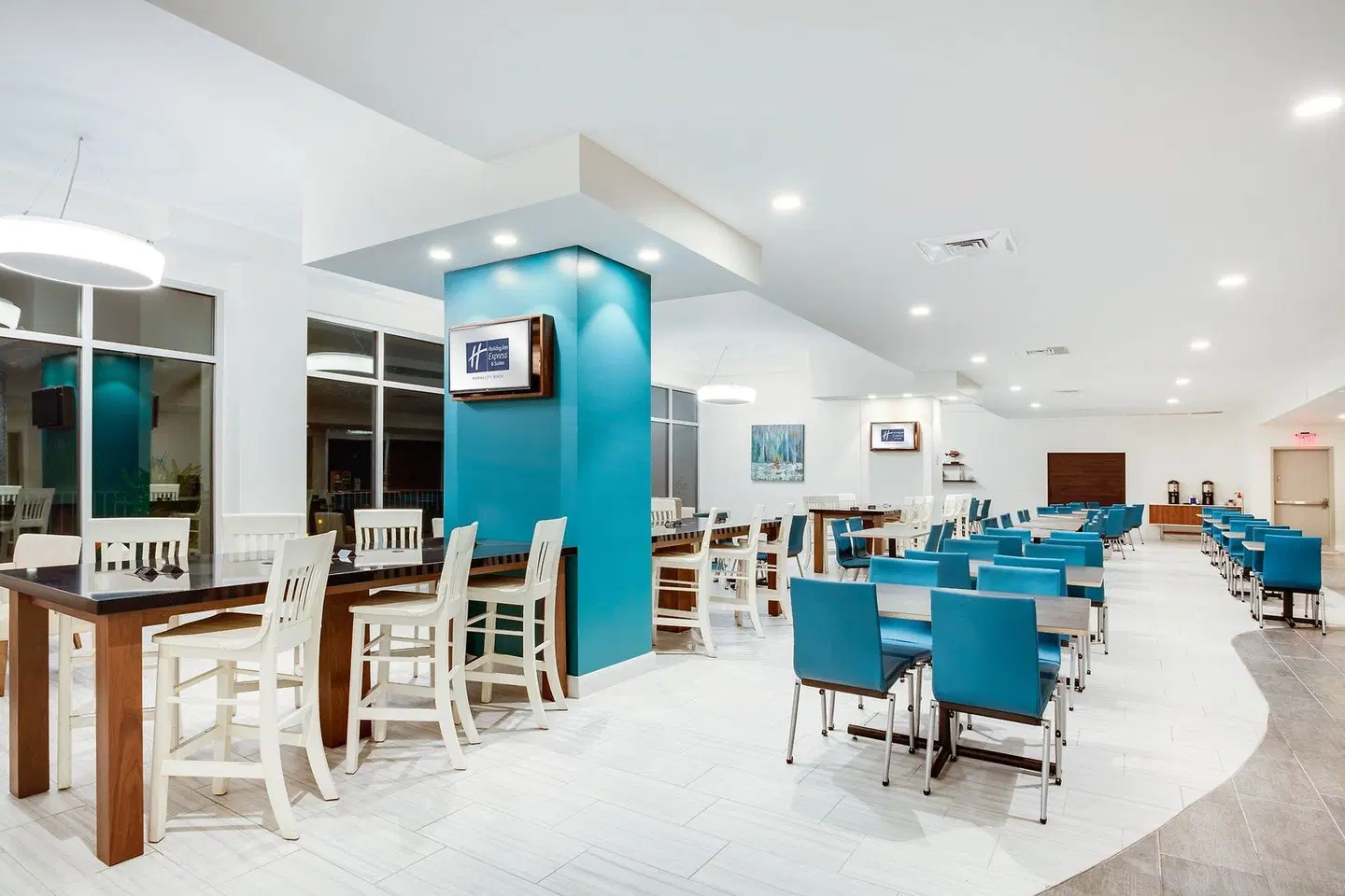 Holiday Inn Express & Suites Panama City Beach - Beachfront by IHG Restaurant