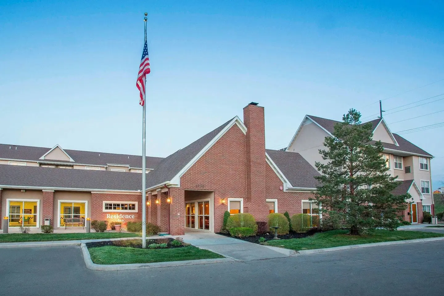 Residence Inn by Marriott Topeka EXTERIOR