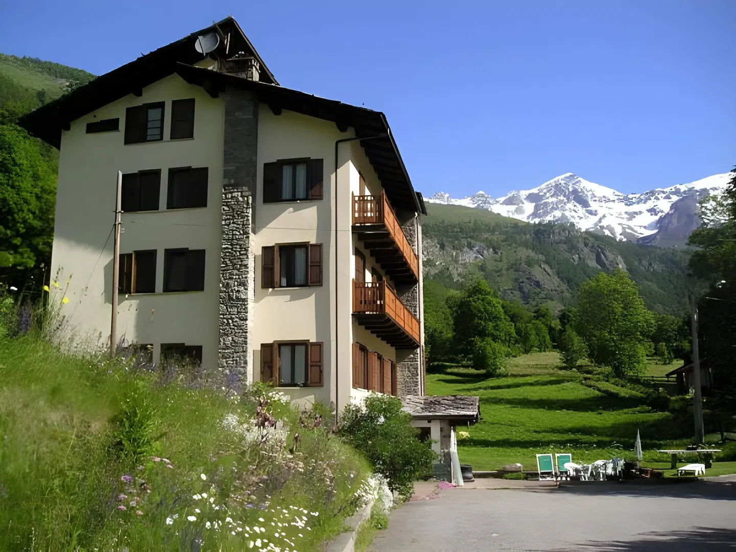 Mont Gelé EXTERIOR