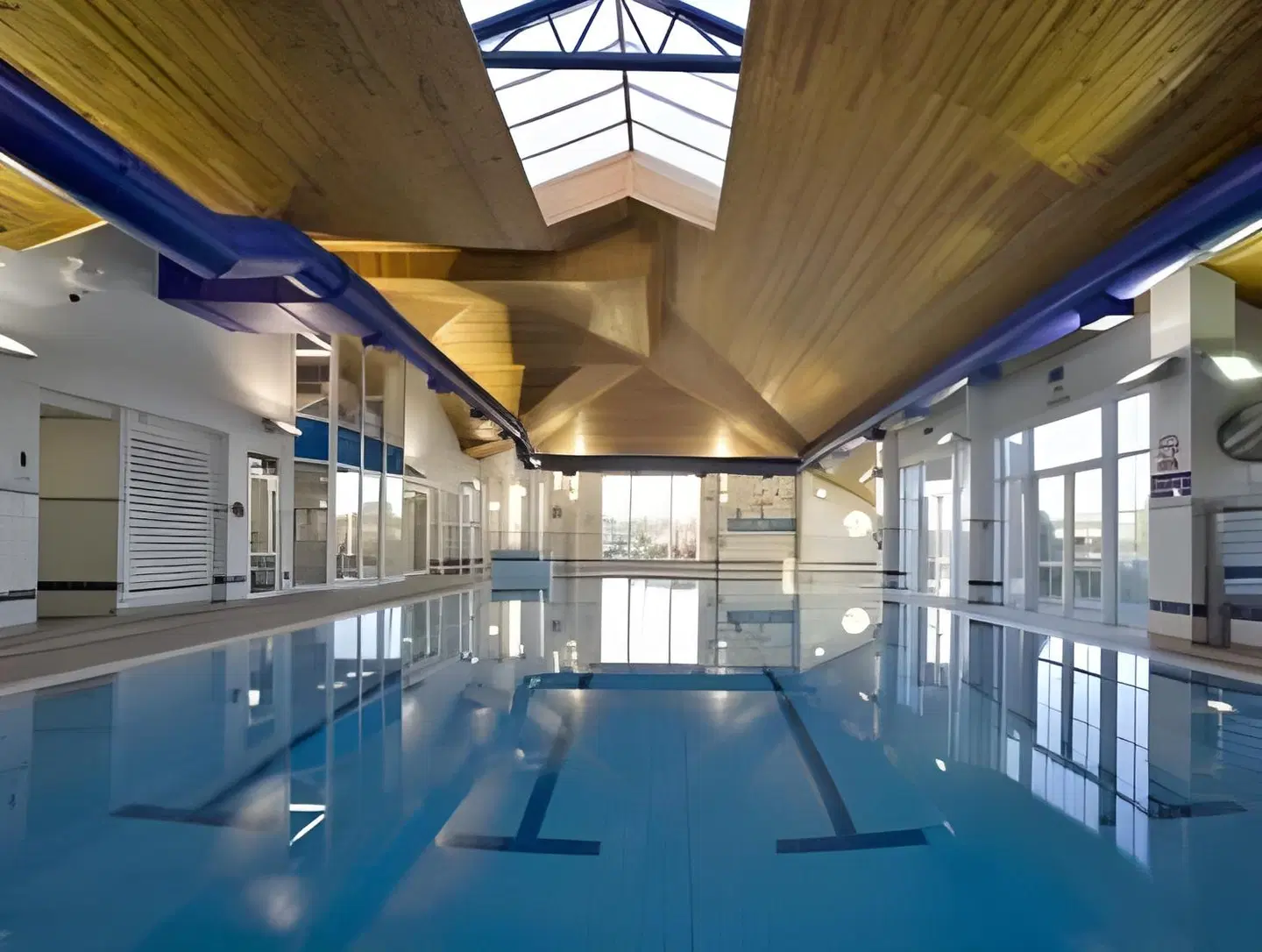 Woodlands Hallenbad