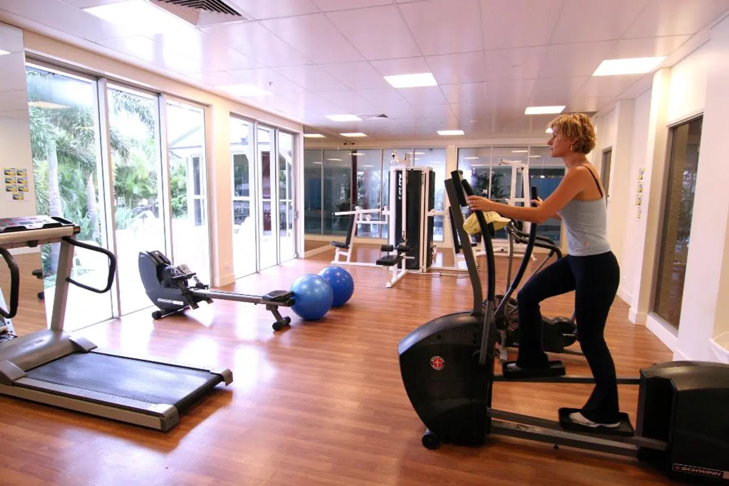 Mantra Towers of Chevron Surfers Paradise SPORTS_AND_LEISURE
