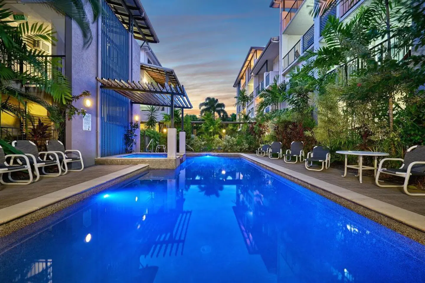 Getaway On Grafton OUTDOOR_POOL