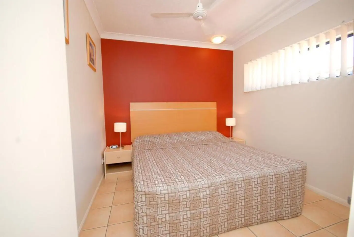 City Plaza Apartments ROOM_EXAMPLE