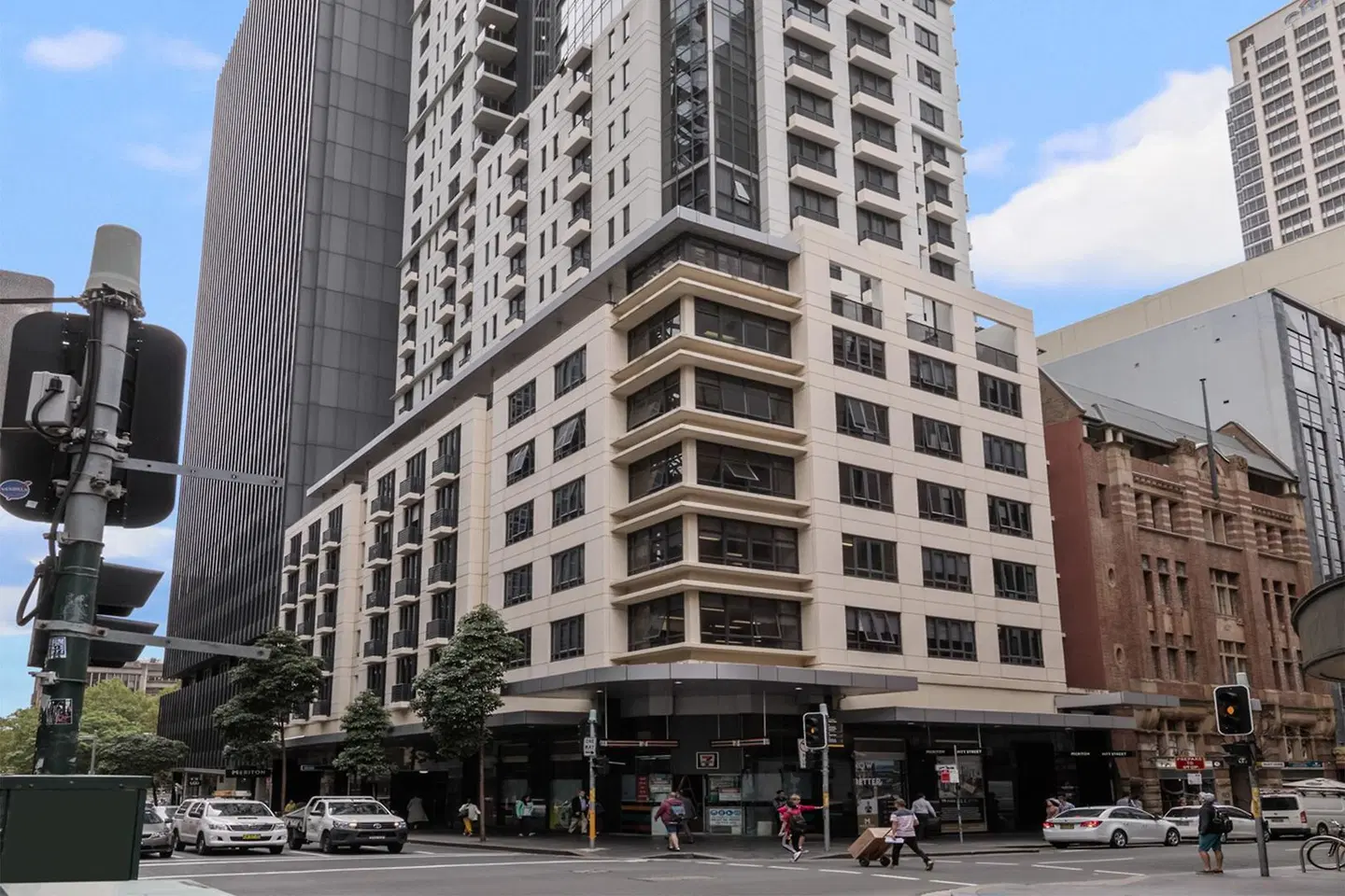 Meriton Serviced Apartments Pitt Street EXTERIOR